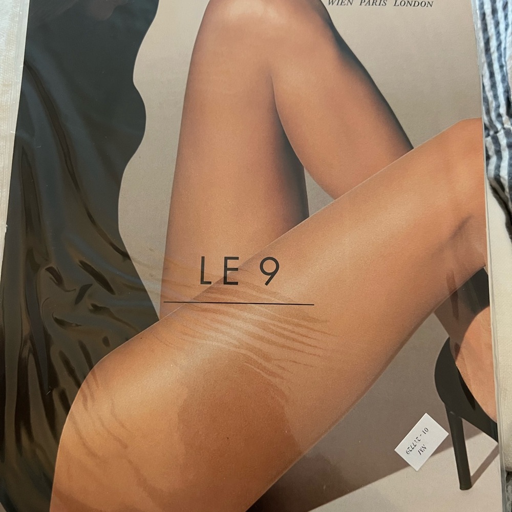 Wolford LE 9 Black Tights Large THESE ARE BLACK